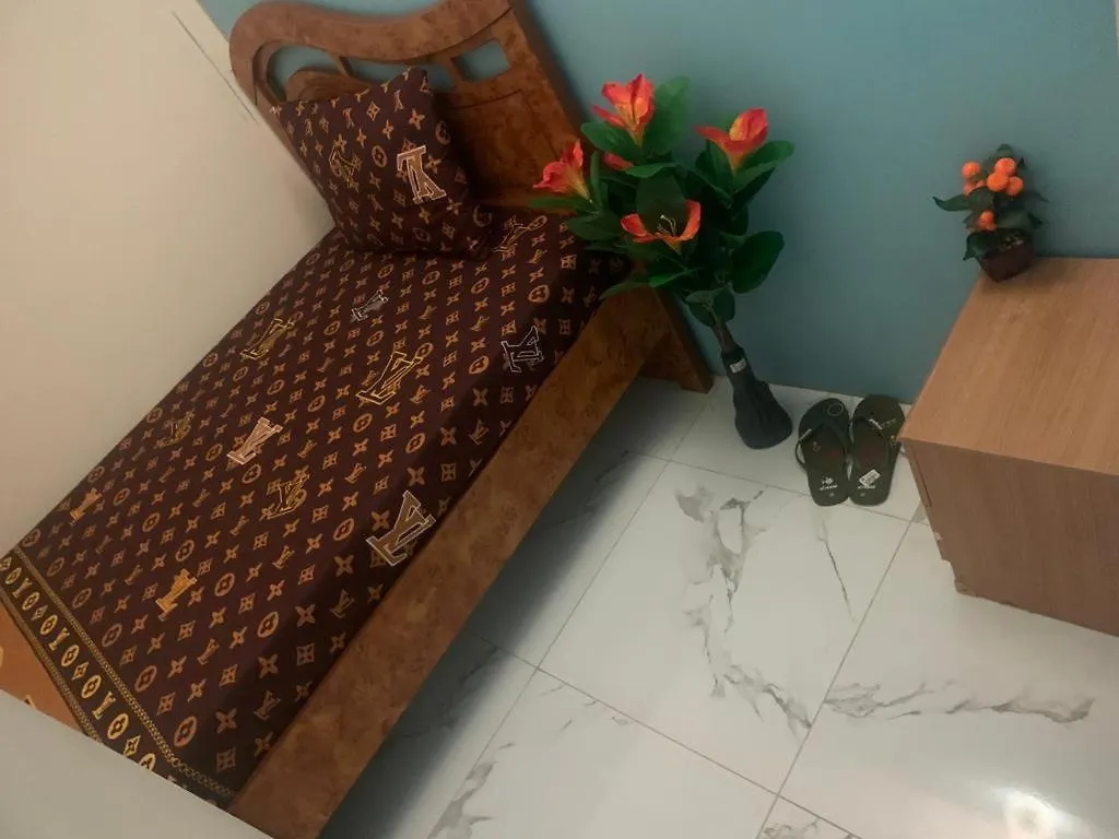 בית הארחה דובאי Your Home איחוד האמירויות הערביות